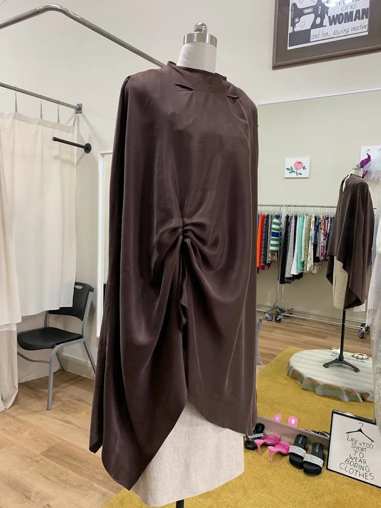 Traditional Red Áo Dài