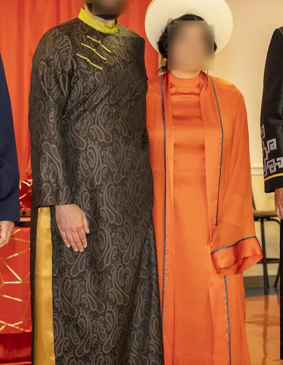 Modern Áo Dài design